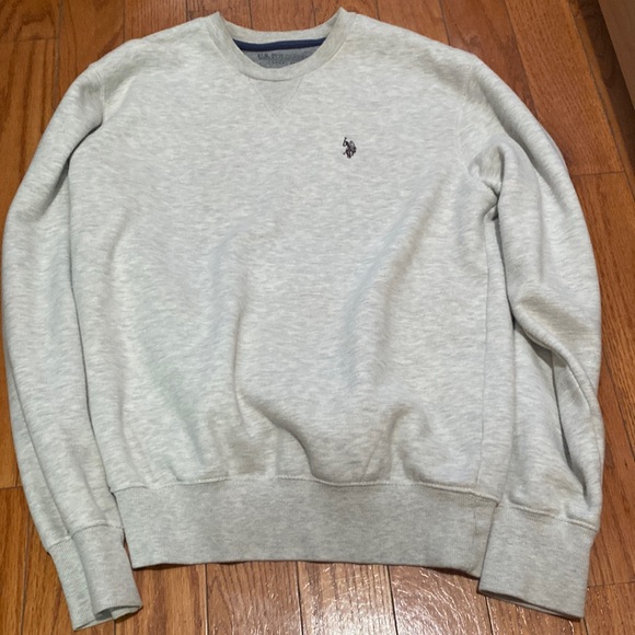 U.S. Polo Assn. Luxury Feel sweater size small - Picture 1 of 3